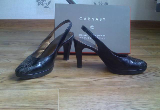 Открытые туфли Carnaby Москва