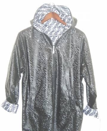 Новые ветровки-дождевики Max Mara к дачному сезону Москва