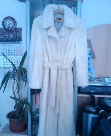 Шубка-исск мех   отдам Москва