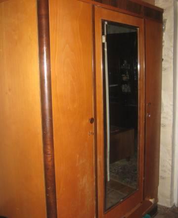 Шкаф-гардероб для дачи Москва