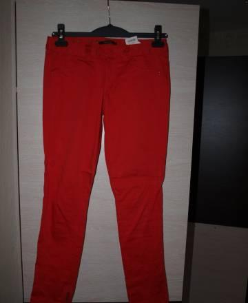 Красные штаны Санкт-Петербург