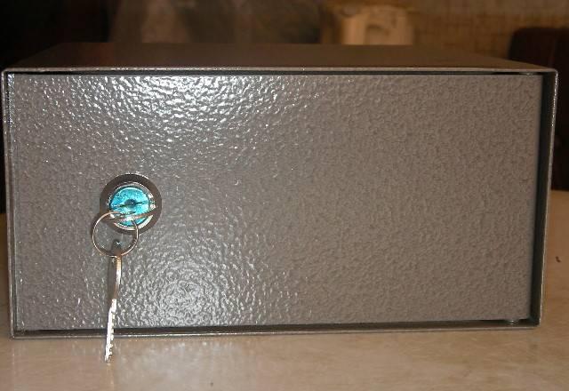 Пистолетный шкаф (новый, с документами) Москва