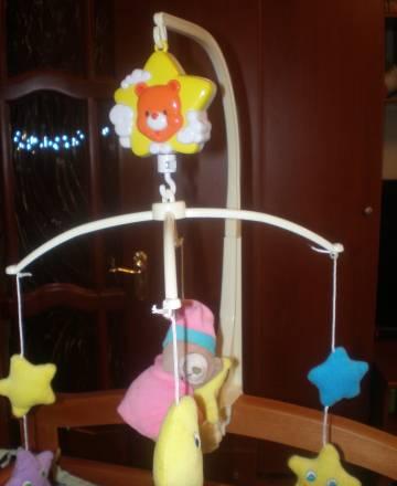 Мобиль на кроватку+подвеска на коляску Москва