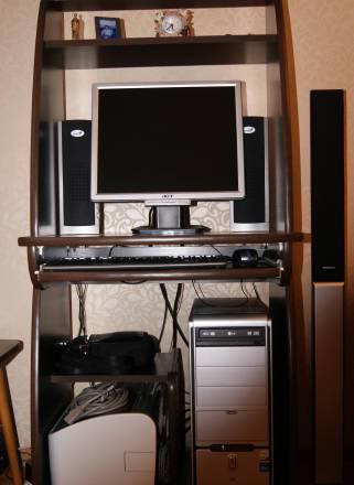 Компьютер в сборе + стол Москва