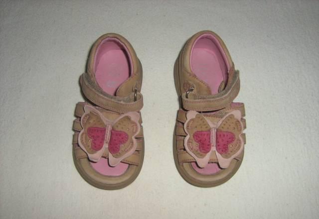 Босоножки фирмы Clarks р.21 (6,5) Москва