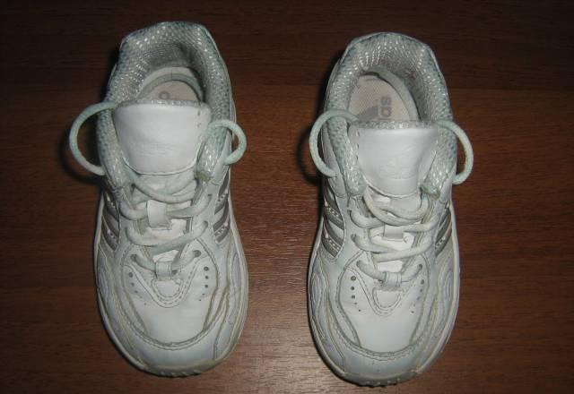 Кроссовки Адидас 21 размер Москва