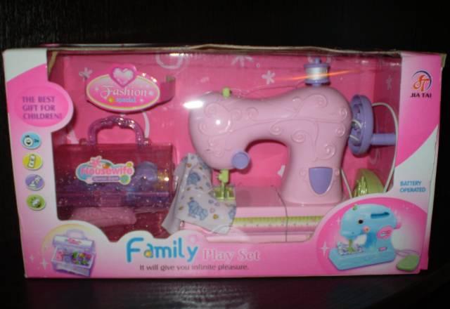 Маленькая швея Москва