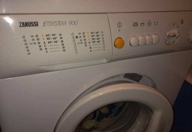 Стиральная машина zanussi в рабочем состоянии Королев
