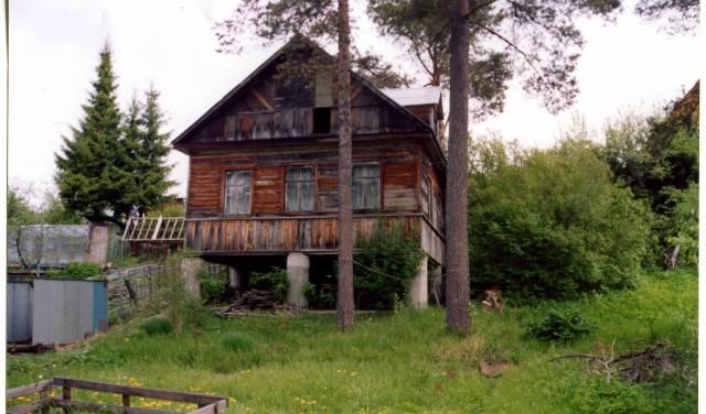 Дачу в Песках Санкт-Петербург