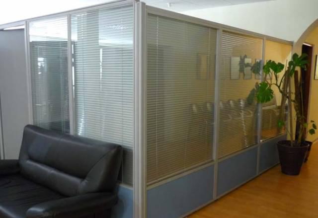 Перегородки офисные с дверьми, мобильные Москва