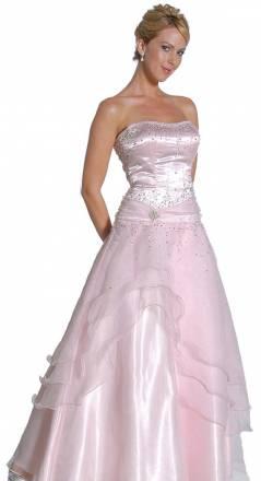 Нежное свадебное платье с открытой спиной Москва