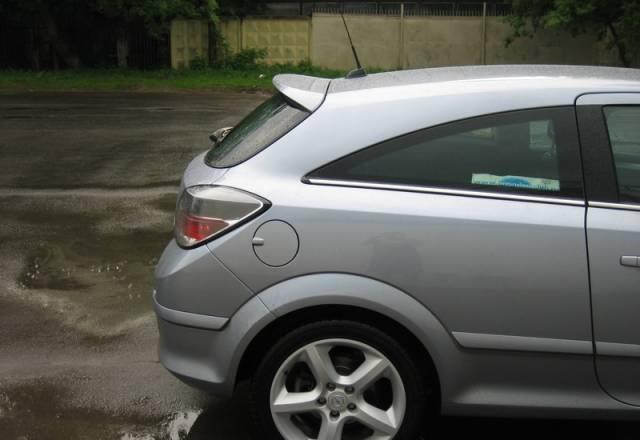 Opel astra GTC 1.8 MT cosmo Москва