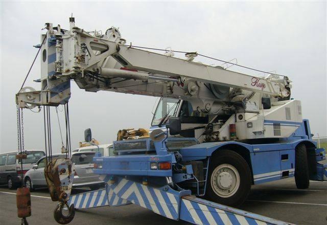 Komatsu LW250-5 wing 1997 год Владивосток