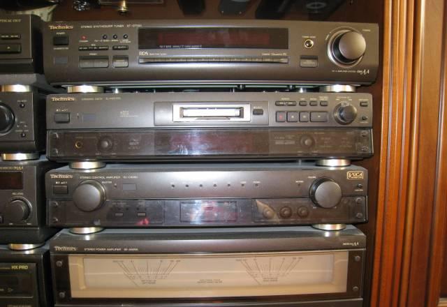 Tuner Technics ST-GT550 (тюнер) Москва