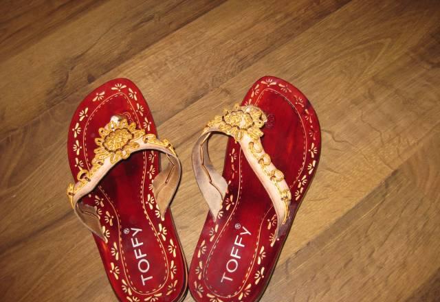 Шлепки Москва