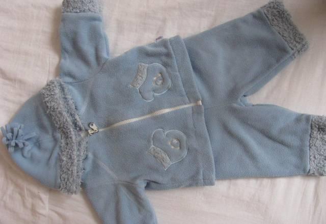 Флисовый костюм фирмы dany + кофточка + шапочка Москва