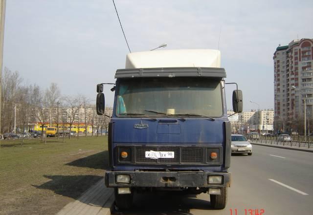 Сидельный тягач Санкт-Петербург