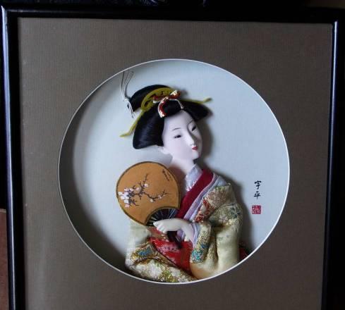 ***Японка в раме за стеклом*** Москва