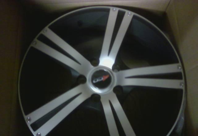 Диски R17 5x114.3 ET 45 новые Санкт-Петербург