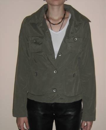 Легкая весенняя куртка-рубашка цвета хаки Москва