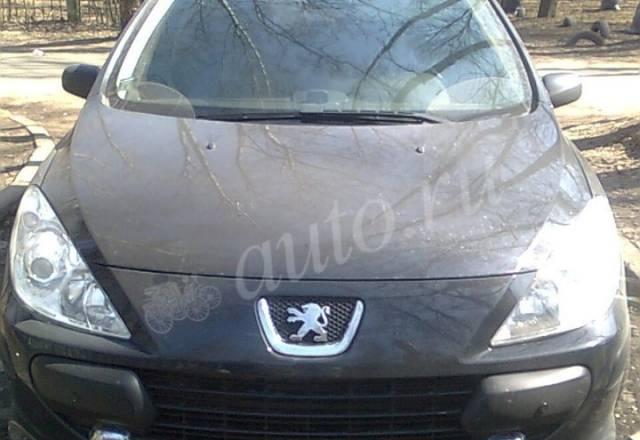 Прокат Peugeot 307 АКПП без залога Москва