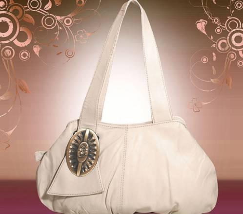 Недорого Натуральная  кожа Стильные весенние сумки Москва