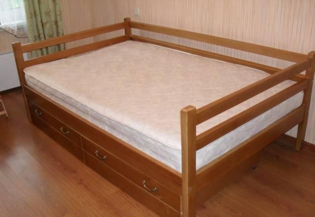 Кровать с ортопедическим матрацом Москва