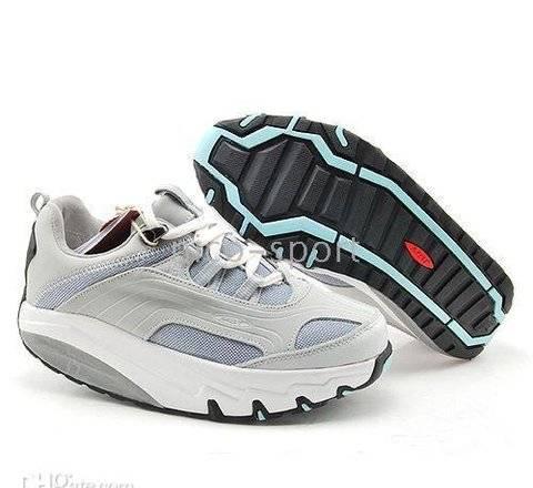 Абсолютно новые кроссовки MBT Москва