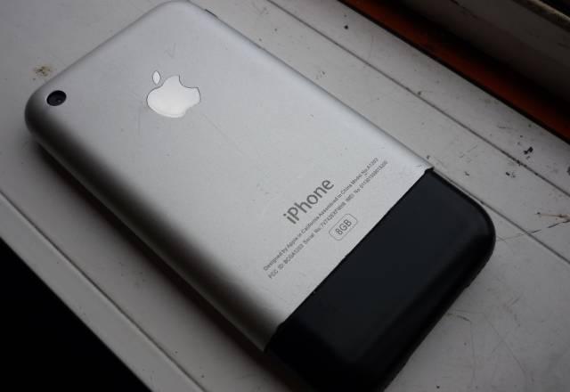 IPhone 2G Москва