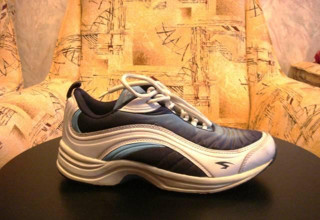 Кроссовки Москва