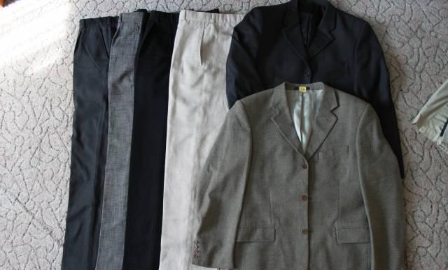 Брюки и пиджаки  р.46-48 пакетом Москва