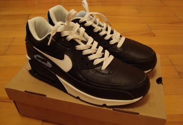Продаются новые Nike Air max 90 Москва
