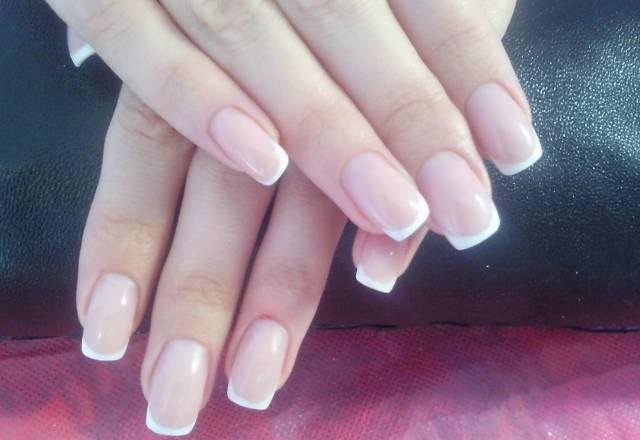 Недорогое наращивание ногтей Москва