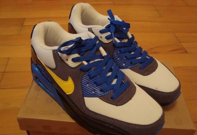 Продаются новые Nike Air max 90 Москва