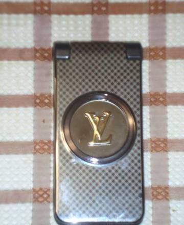 Louis Vuitton F490 (новый) Москва