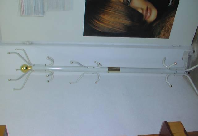 Вешалка для одежды Москва