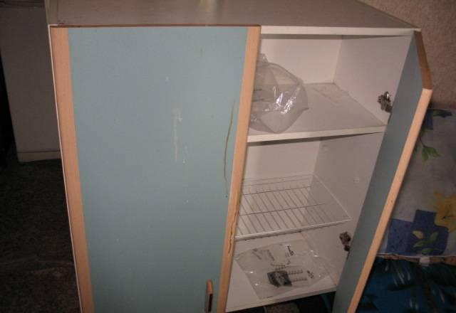 Кухонные шкафы-2 штуки Москва