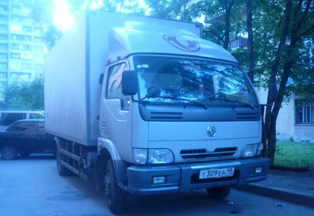 Грузовой автомобиль DF Санкт-Петербург