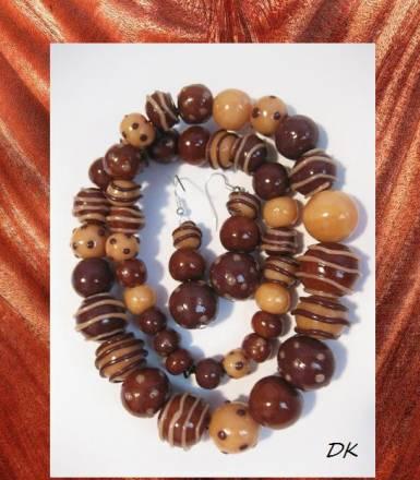 Бусы и серьги Москва