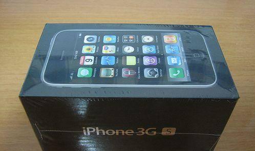 Продам новый Apple Iphone 3GS 16gb black PCT Москва