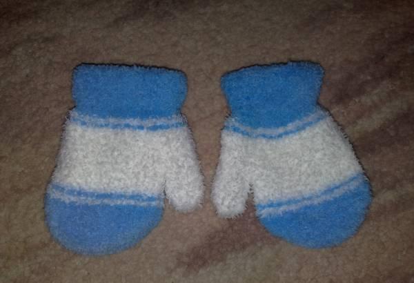 новые варежки 0-1г Москва