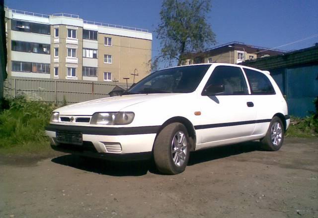 Nissan Sunny, 1993 Санкт-Петербург