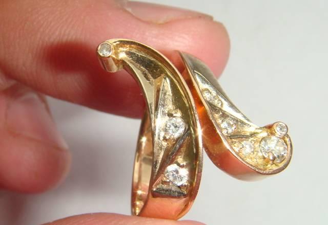 Продам кольцо с бриллиантами Москва