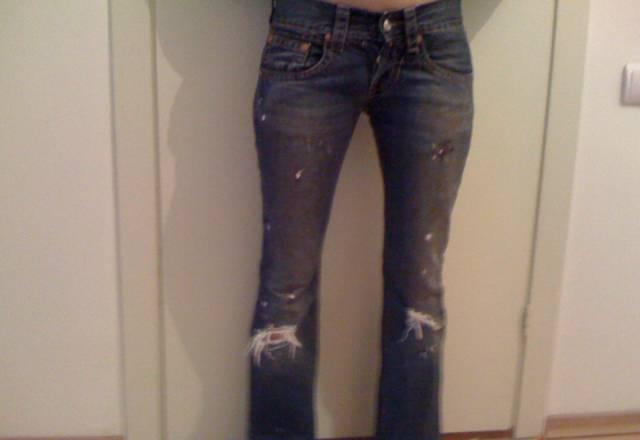 Продам две пары джинсов Москва