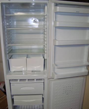 Холодильник Indesit (Италия) Санкт-Петербург