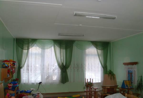 Пошив штор,ламбрикенов в детский сад.оформление муз.зала Москва