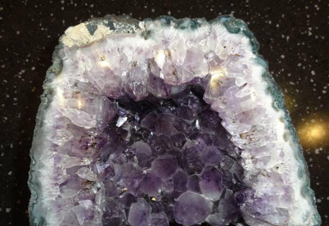 Аметистовая друза, Бразилия Москва