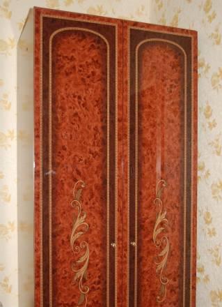 Шкаф для одежды, произ-во "Шатура" Москва