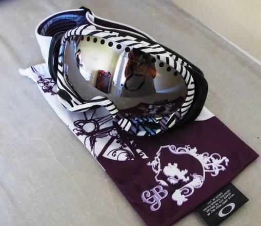 Маска Oakley сезон 2010,Шона УайтаНедорого Москва