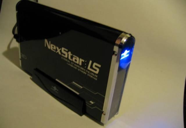 Внешний контейнер Vantec NexStar LS (USB2.0, LAN) Москва